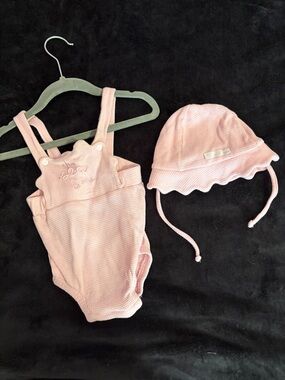 Baby Pink Waffle-Knit One-Piece Bodysuit with Matching Sun Hat